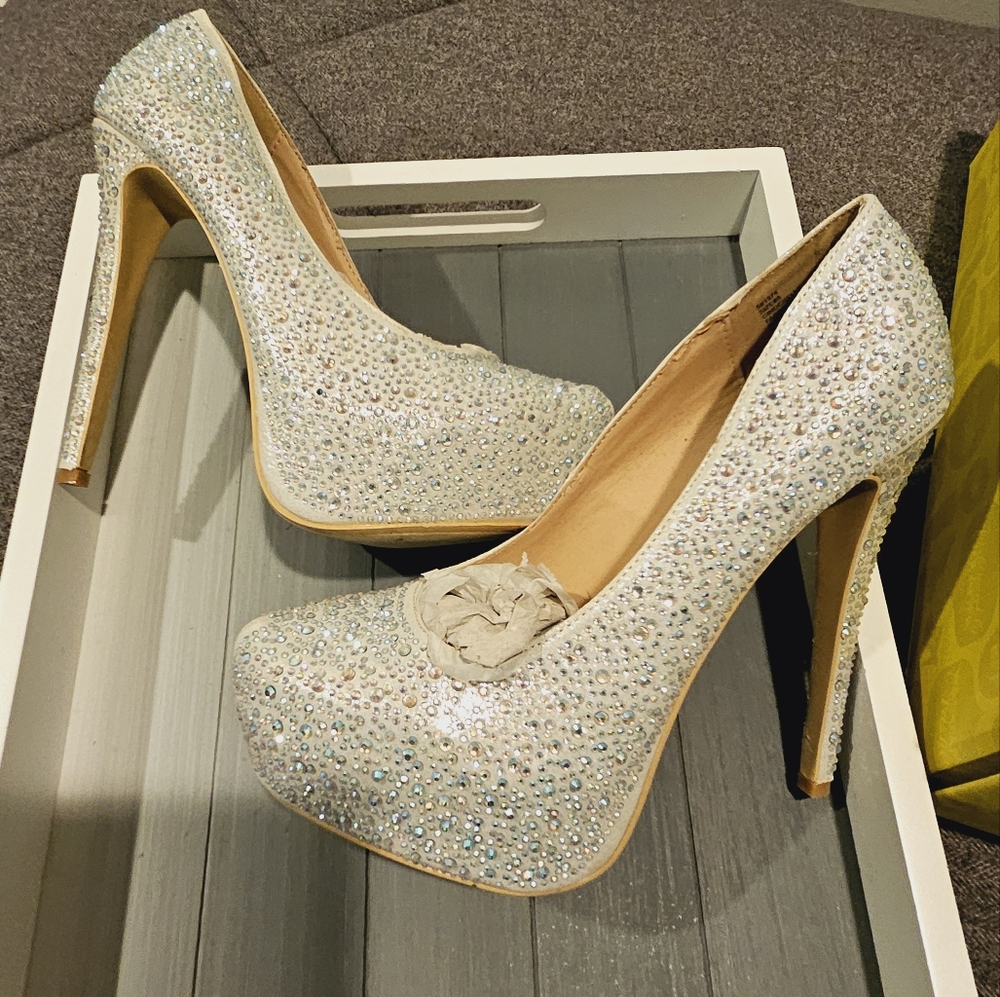 Sparkling high heels